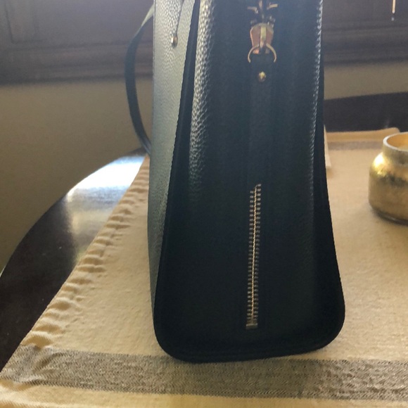 Purse - Picture 3 of 7